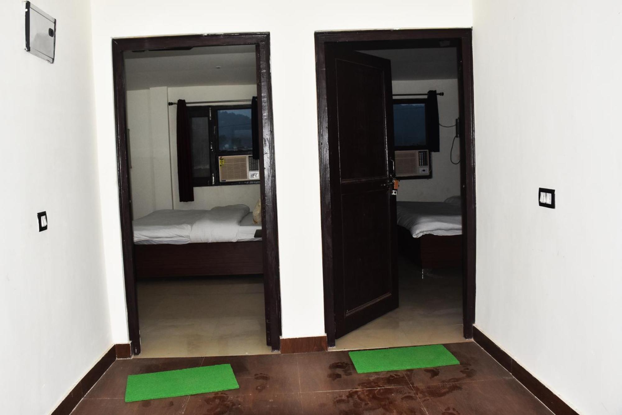 Corbett Bhavesh Home Stay Jhirna Rom bilde